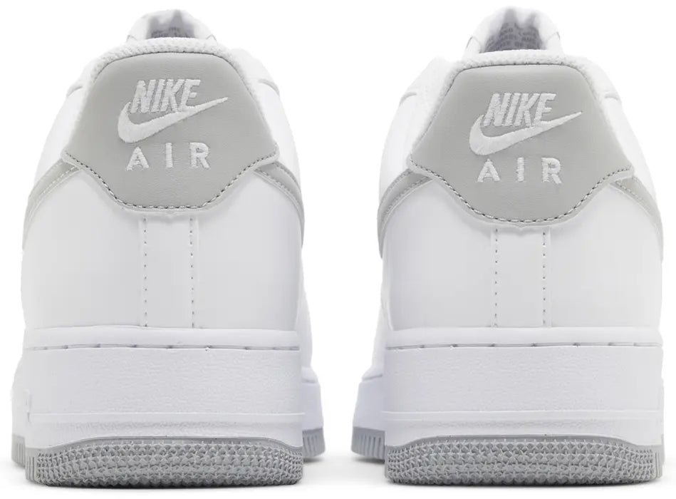 AirForce 1 '07 'White Light Smoke Grey'