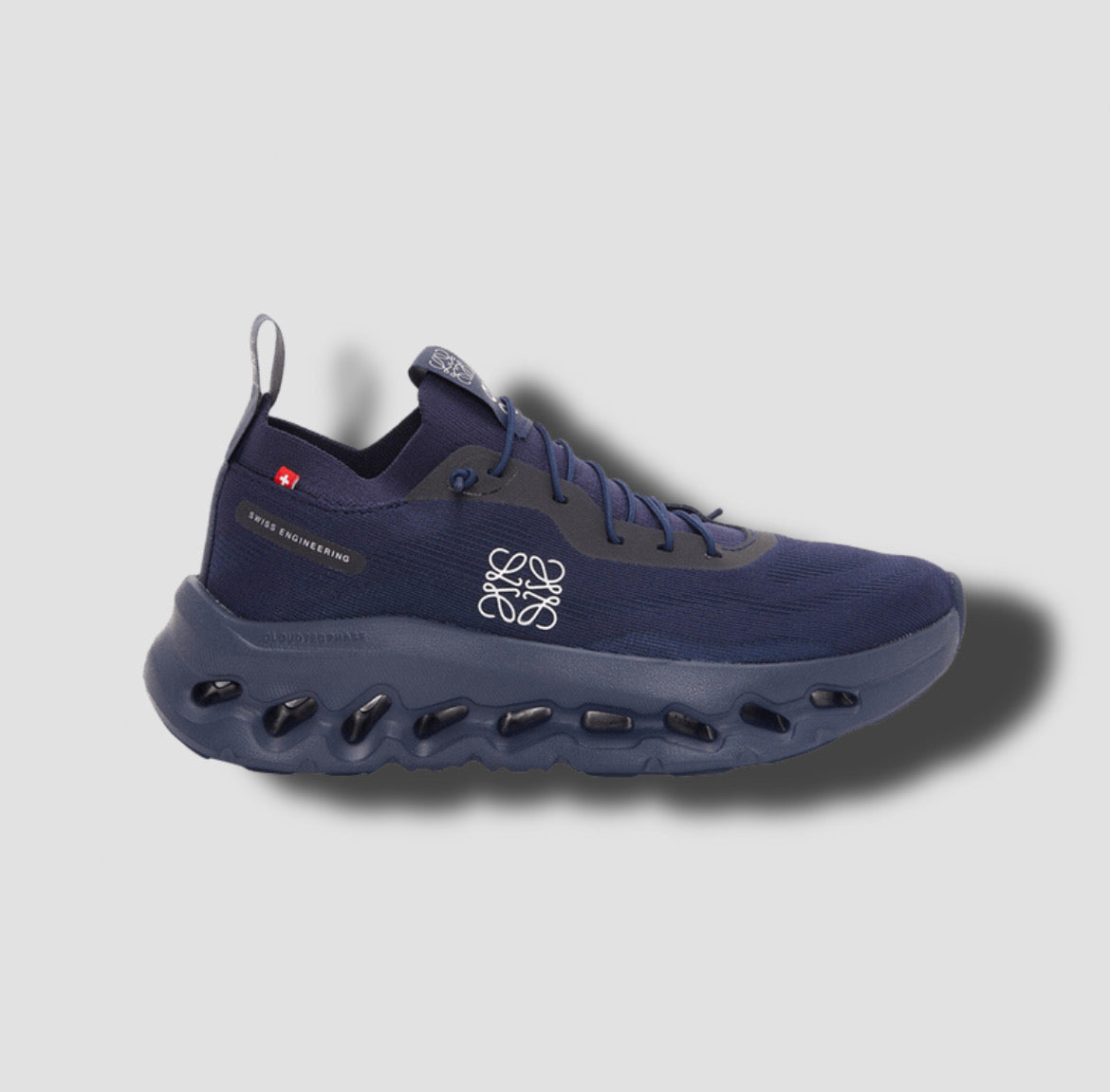 Loewe x ON Wmns Cloudtilt Navy